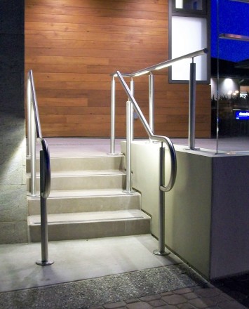 Outdoor side stairwell at Lafayette Library, CA, CIRCUM Round installation with LED railing