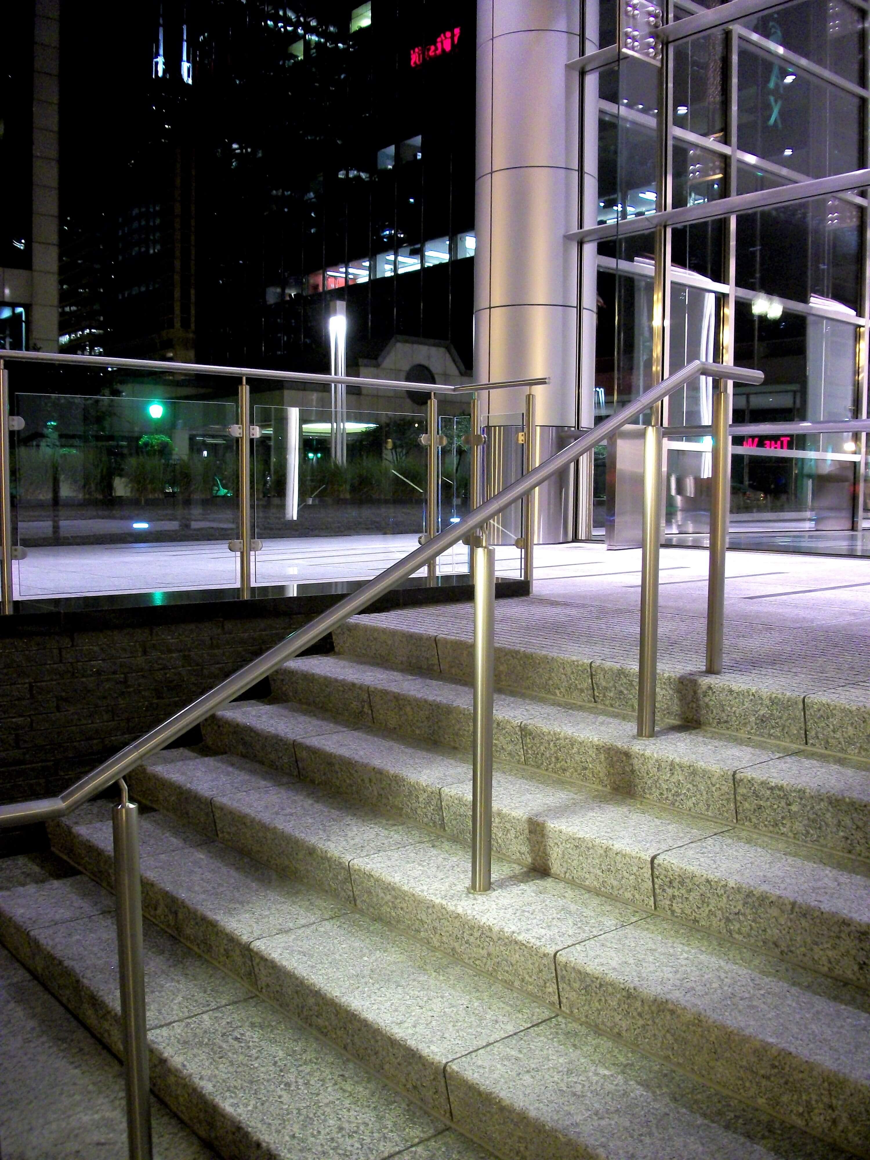 City staircase of N Clark Street, Chicago, IL, CIRCUM round guardrail with LED railing