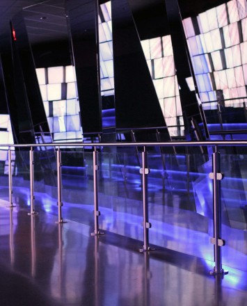 View of CIRCUM guardrail with clear glass infill at One World Trade Center, NY.