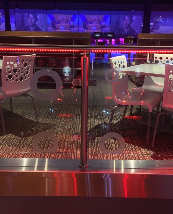 Leisure Complex, Alpharetta GA, CIRCUM Round guardrail installation with RGB type LED railing