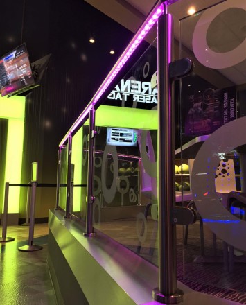 Leisure Complex, Oklahoma City OK, CIRCUM Round guardrail installation with RGB type LED railing