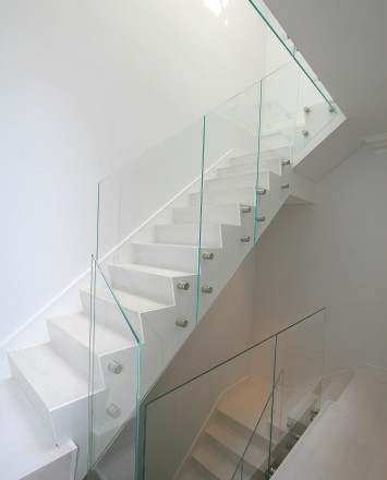 Skylit view of a Modern Private Residence NYC, NY, Optik guardrail with clear glass
