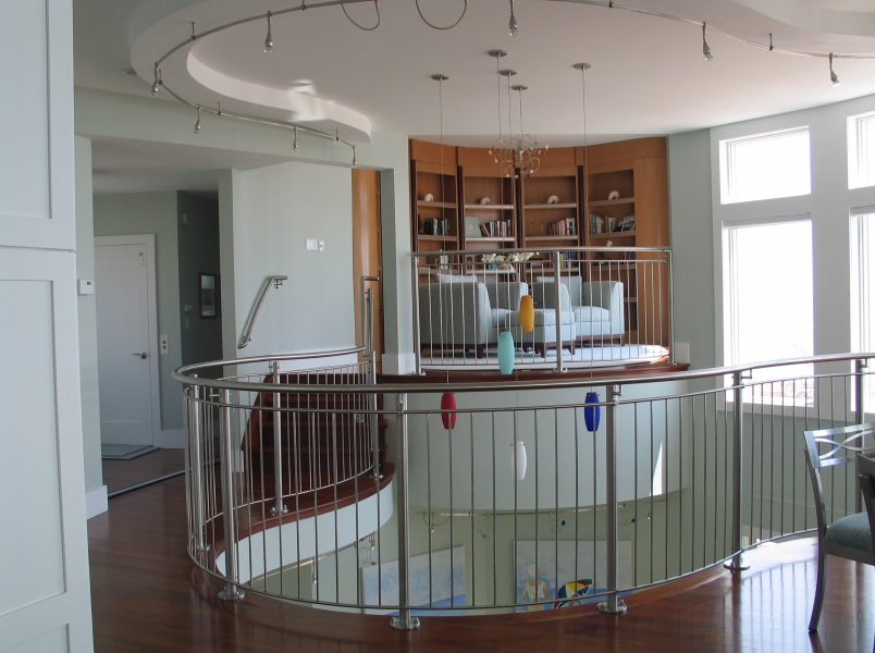 Balcony view of modern Private Residence, NJ, CIRCUM guardrail, curved with stainless steel infill pickets