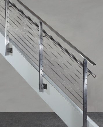 Side view of KOTO, side mounted railing with stainless steel handrail and top cap