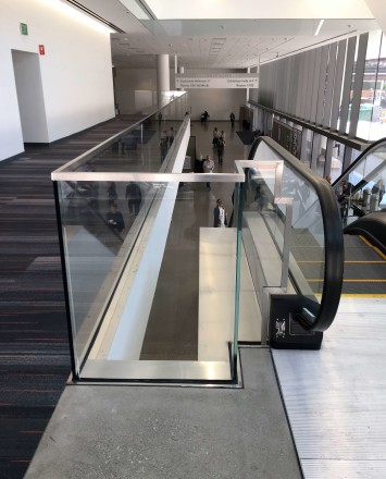 Moscone Center, San Francisco, CA, Optik Shoe with glass and structural U channel cap