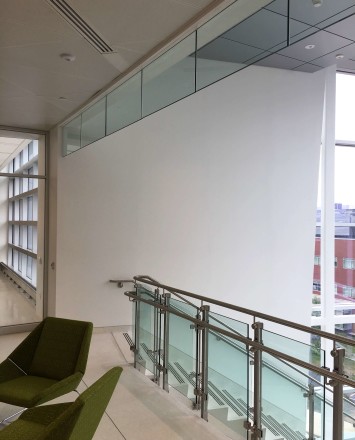 Rutgers University, NJ, Smoke baffle system with inox railing system